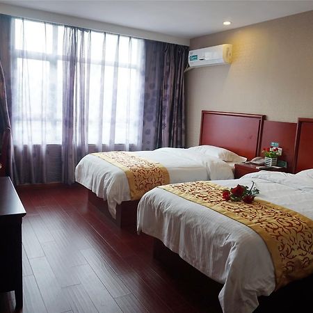 Greentree Inn Beijing Changping Shahe Metro Station Express Hotel Esterno foto